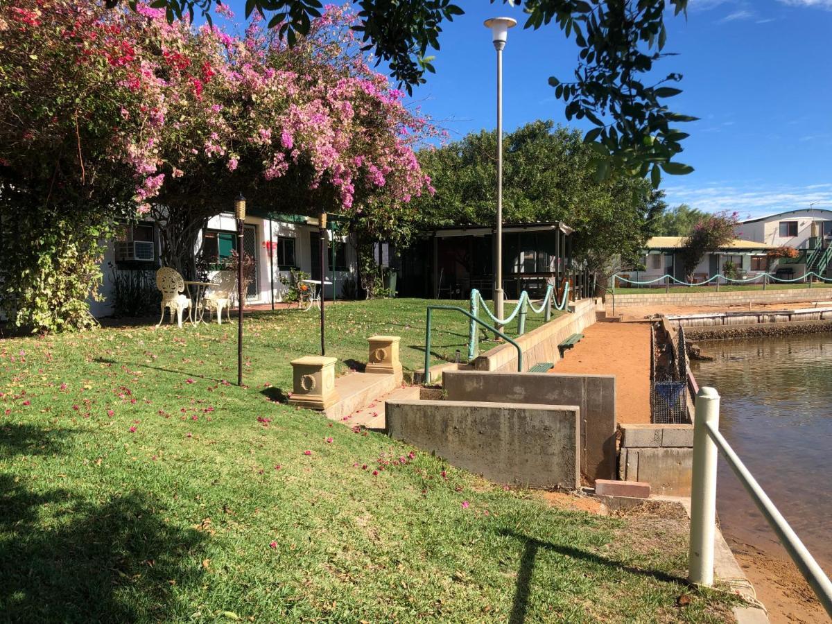 Pelican Point Waterfront Resort Formerly Carnarvon Beach Retreat Luaran gambar